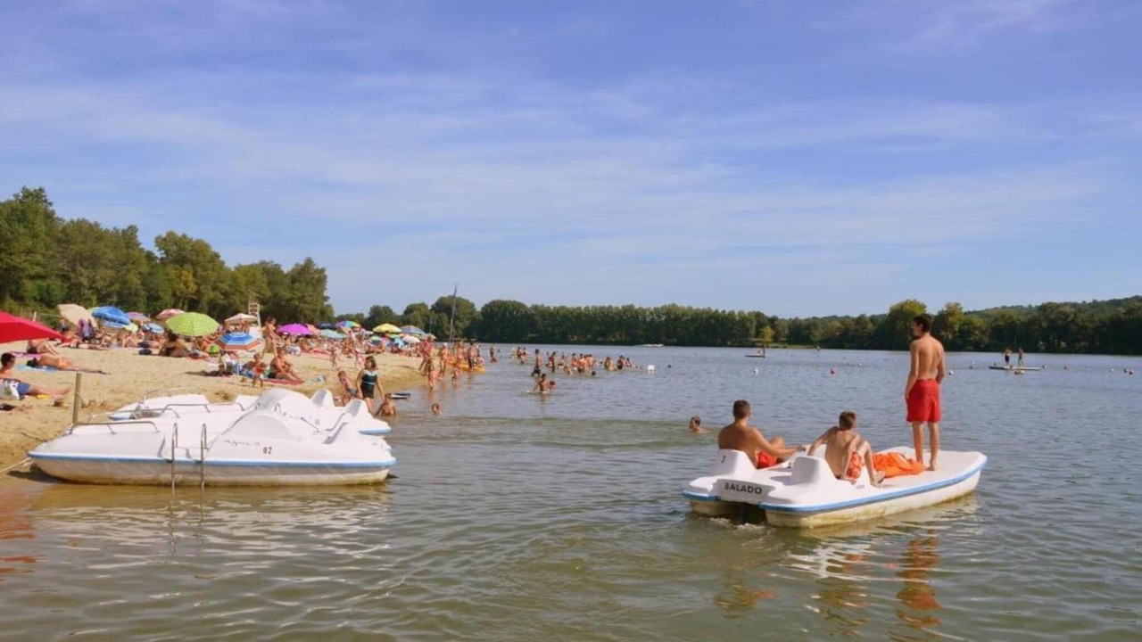 Photo of Others in Vasles