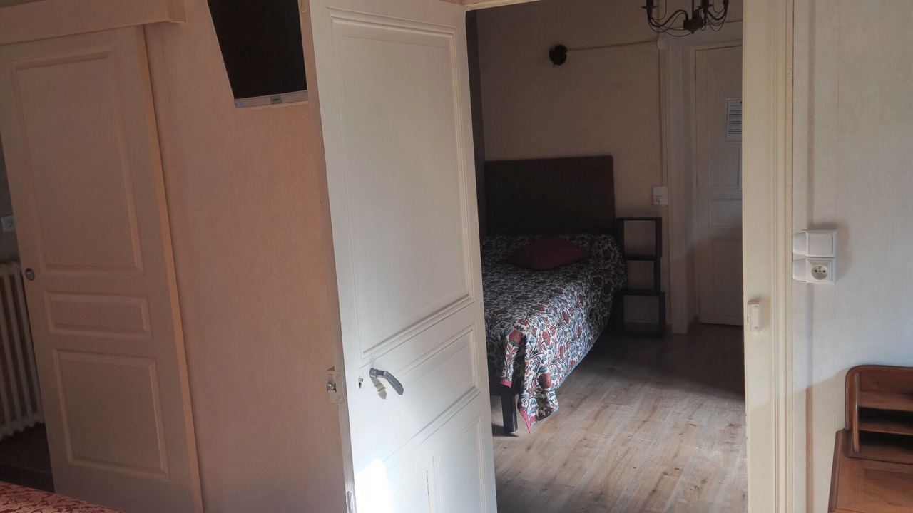Photo of Bedroom in Reaux