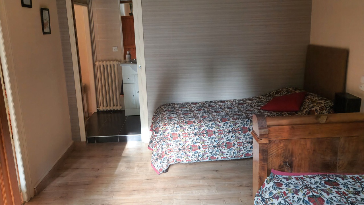 Photo of Bedroom in Reaux