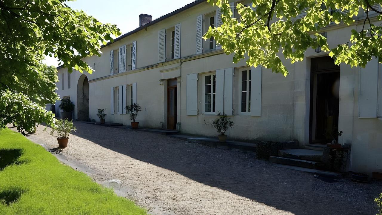 Photo of Outdoor in Reaux