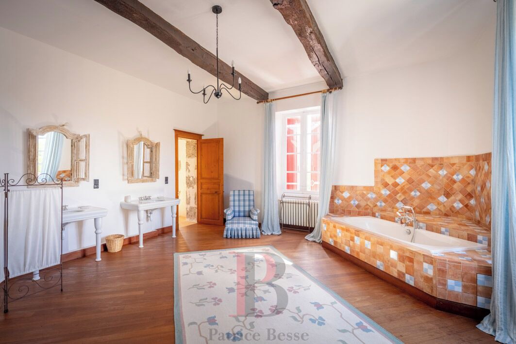 Photo of Bathroom in Fargues-sur-Ourbise