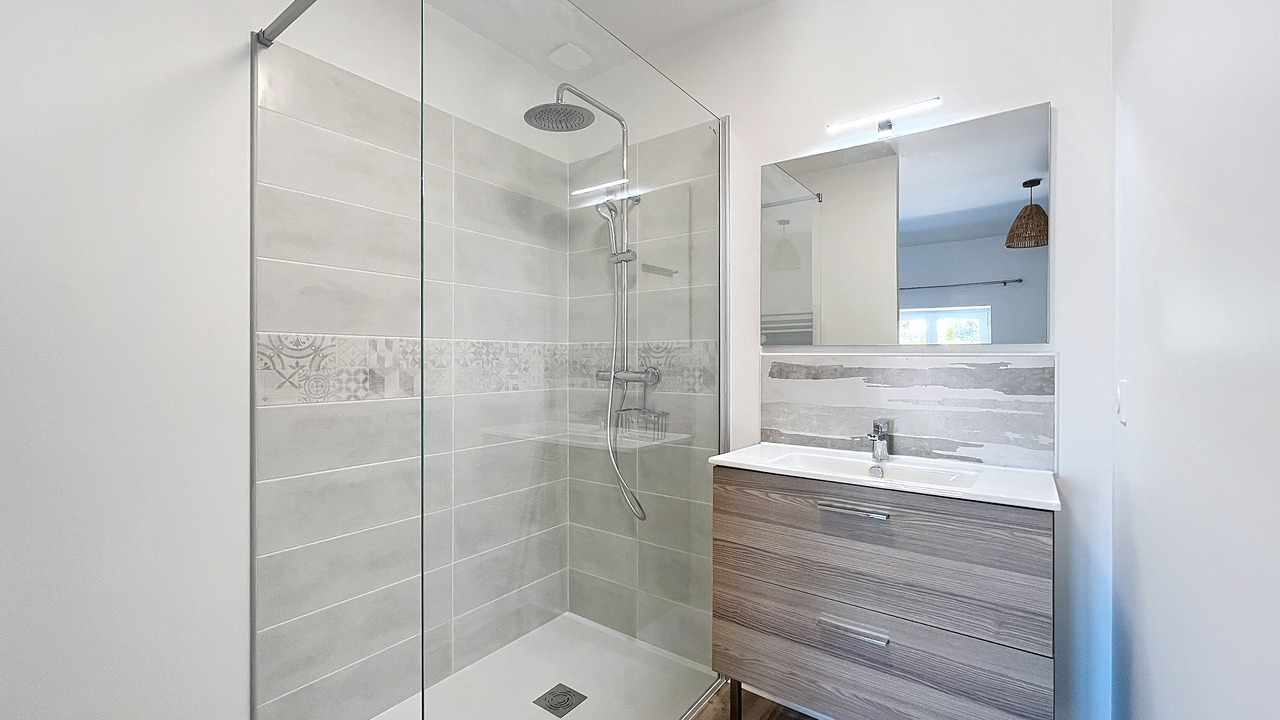 Photo of Bathroom in Anglade