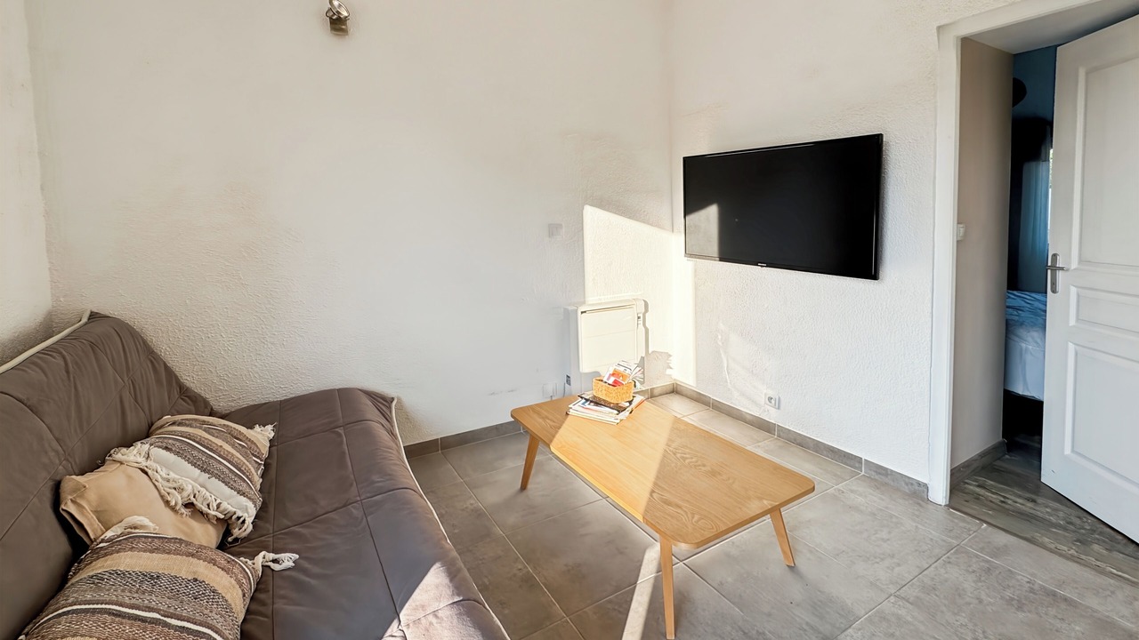 Photo of Livingroom in Arsac