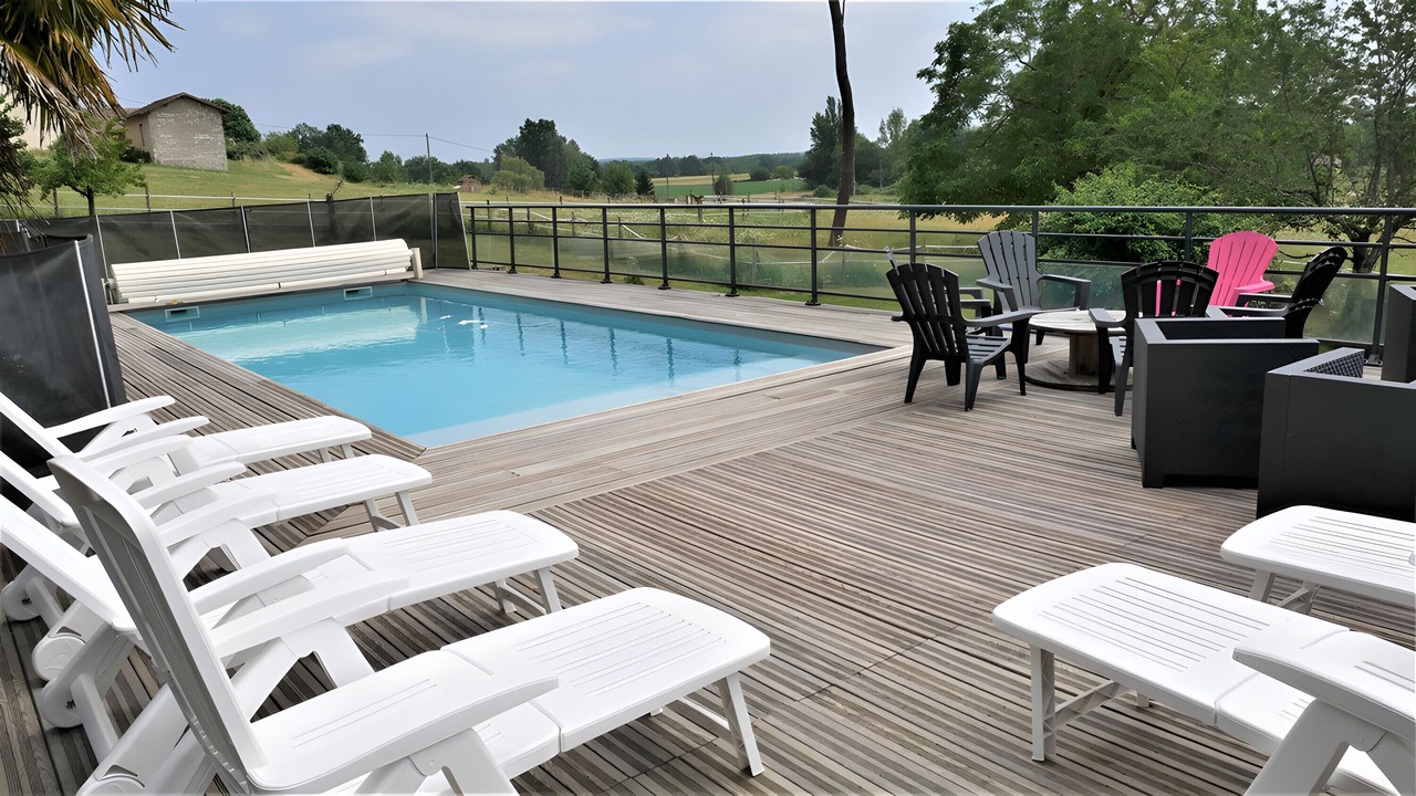 Photo of Outdoor in Saint-Laurent-des-Hommes