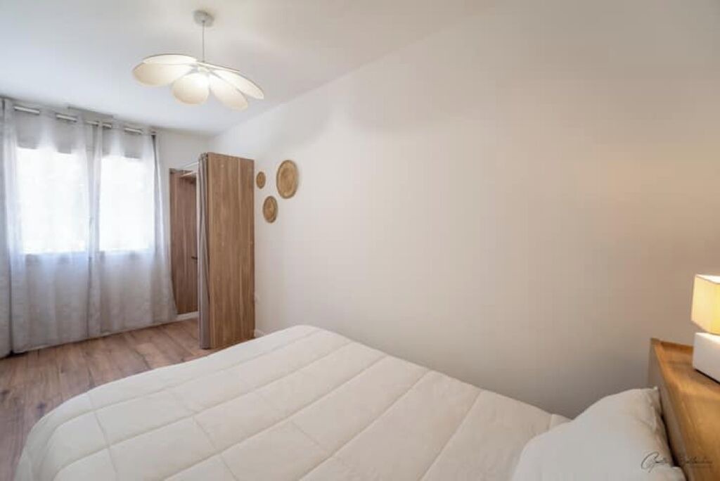 Photo of Bedroom in Pauillac