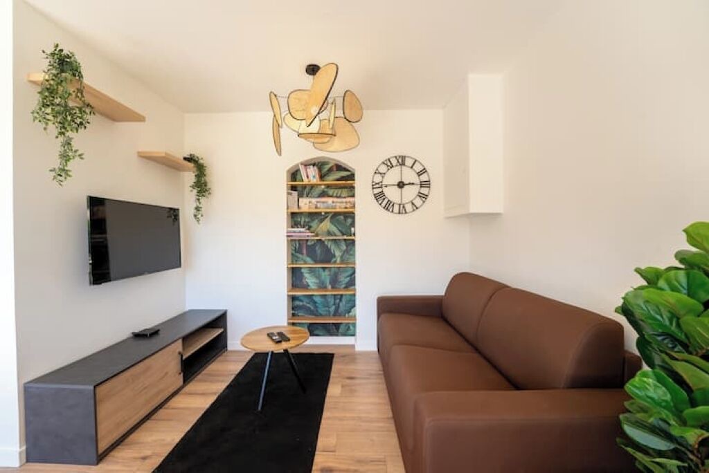 Photo of Livingroom in Pauillac