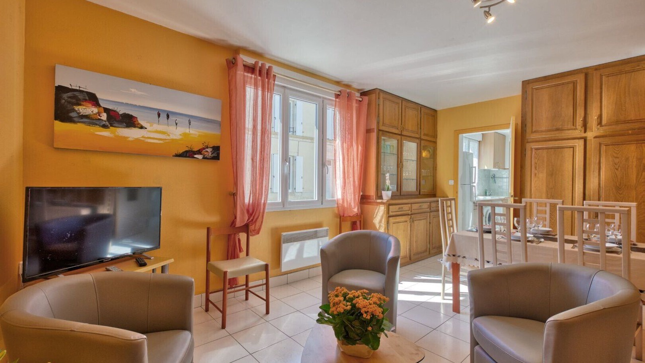 Photo of Livingroom in Saint Nazaire sur Charente