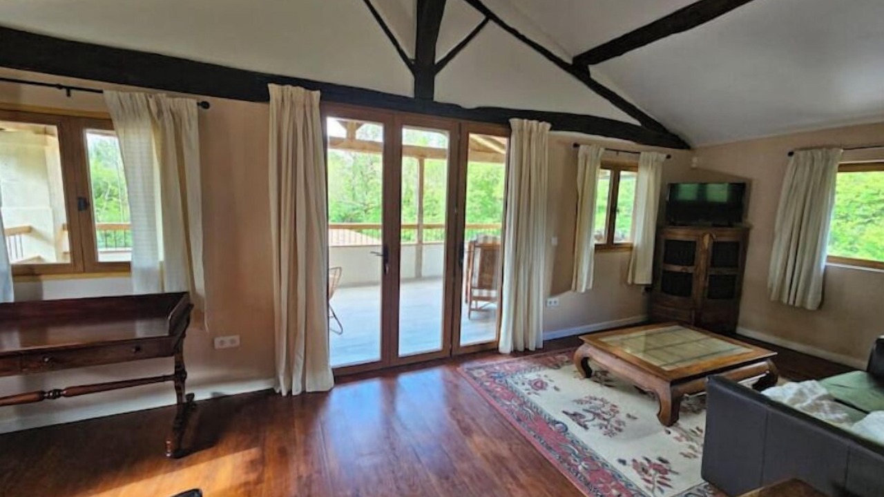 Photo of Livingroom in Champagne-et-Fontaine
