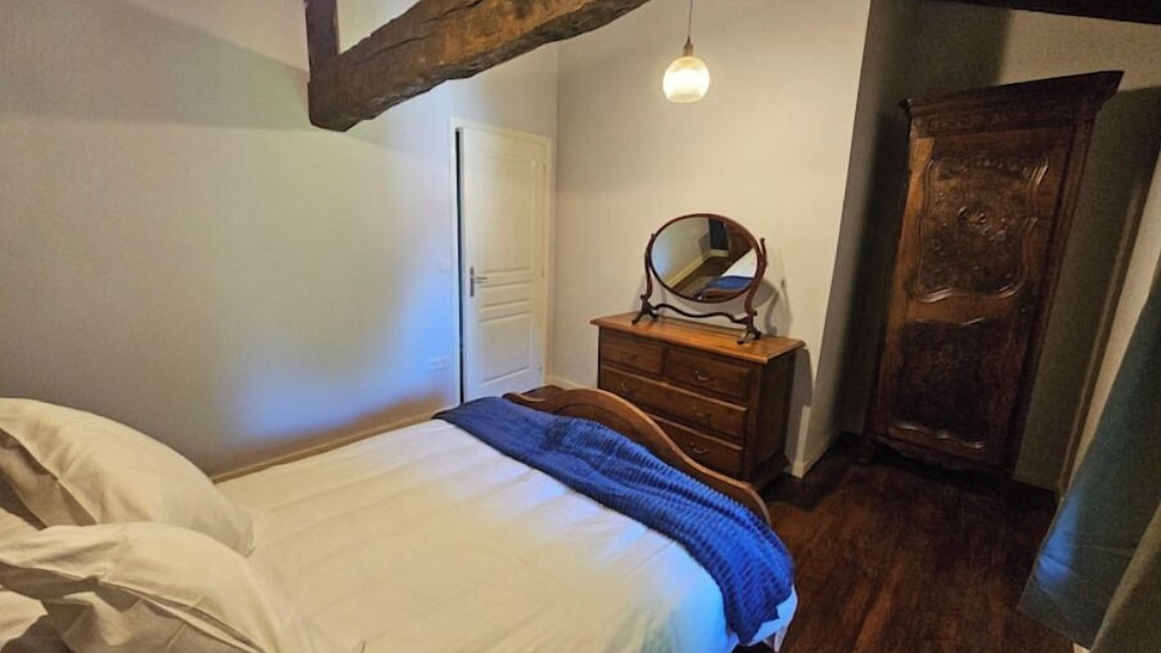 Photo of Bedroom in Champagne-et-Fontaine