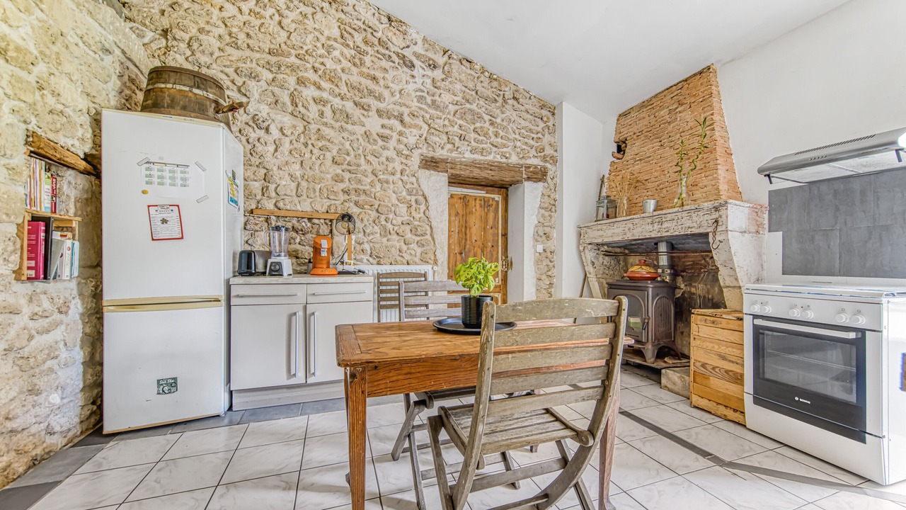 Photo of Kitchen in Saint-Germain-dEsteuil