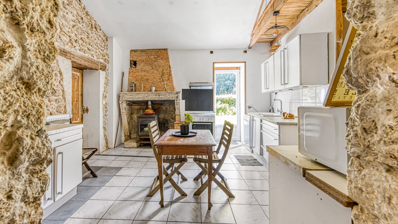 Photo of Kitchen in Saint-Germain-dEsteuil