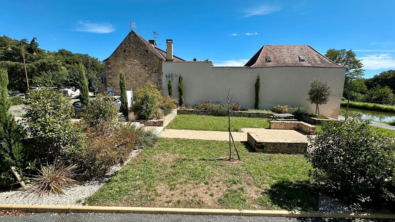 Photo of Outdoor in Saint-Capraise-de-Lalinde