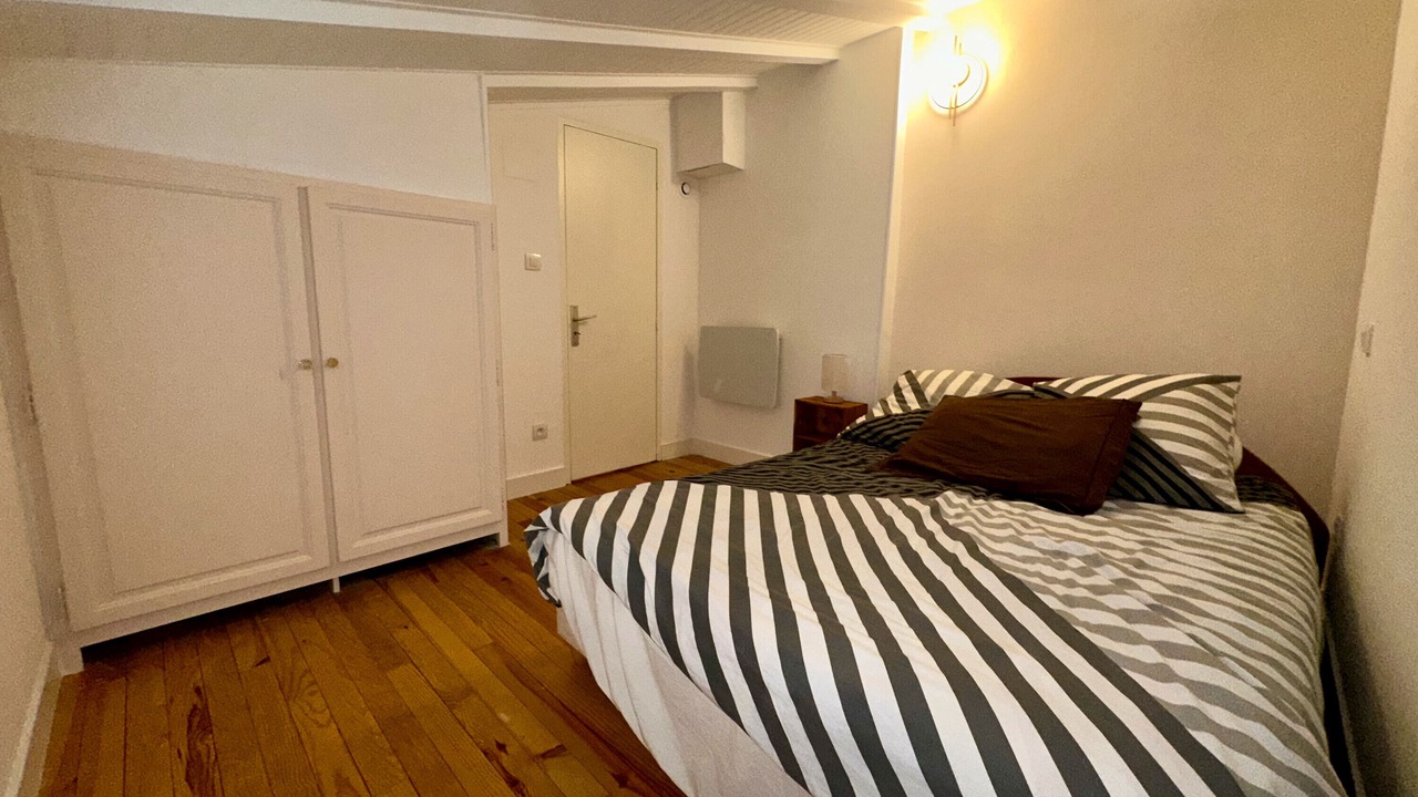 Photo of Bedroom in Saint-Capraise-de-Lalinde