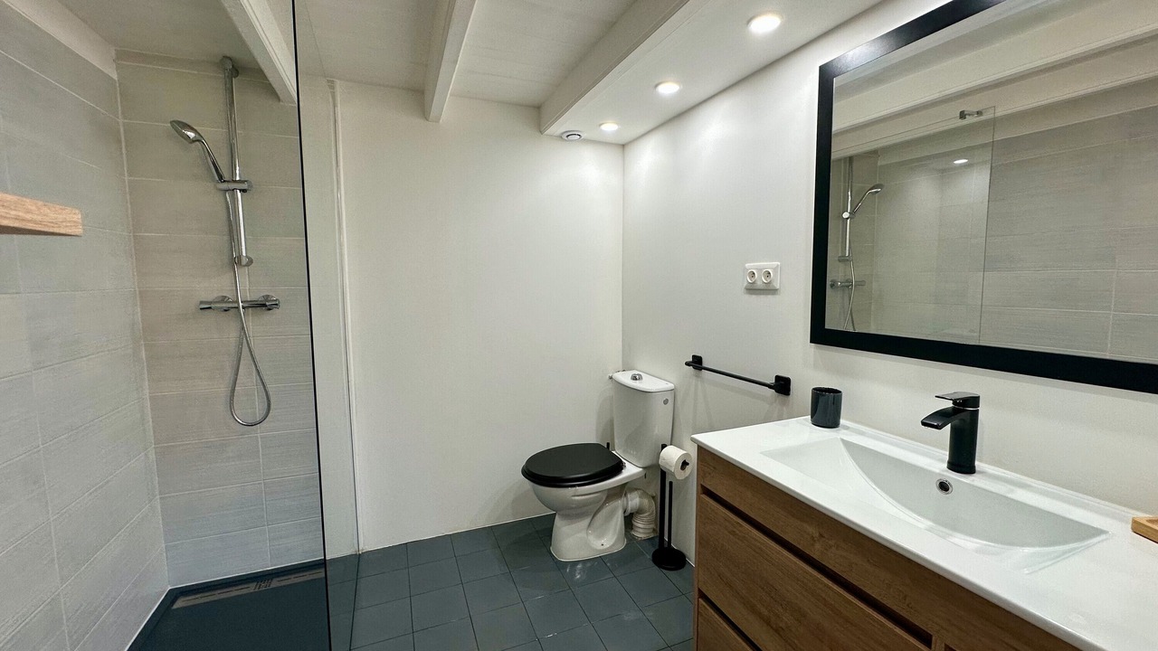 Photo of Bathroom in Saint-Capraise-de-Lalinde