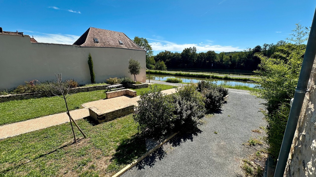 Photo of Outdoor in Saint-Capraise-de-Lalinde