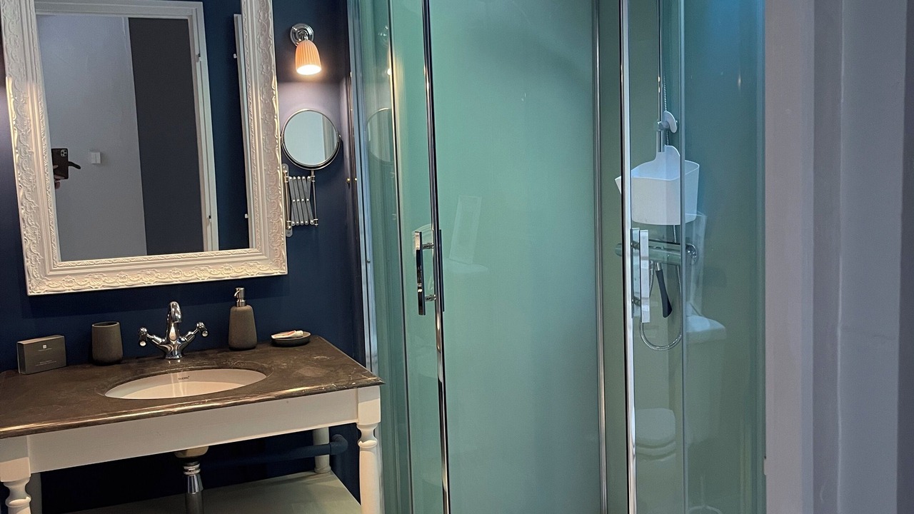 Photo of Bathroom in Brux