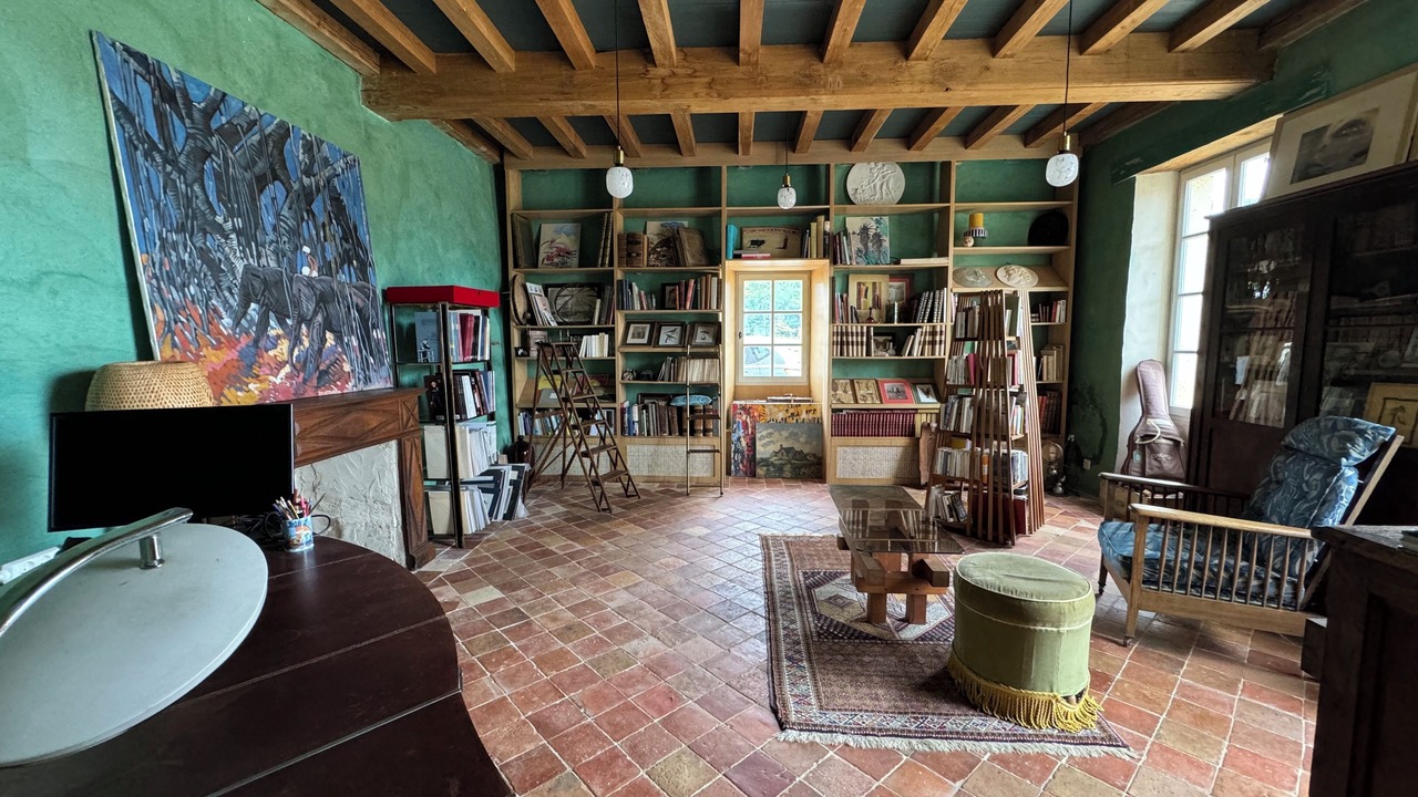 Photo of Others in La Chapelle-Montabourlet