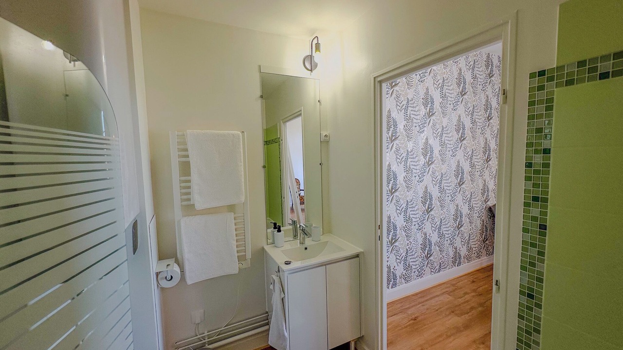 Photo of Bathroom in Pauillac