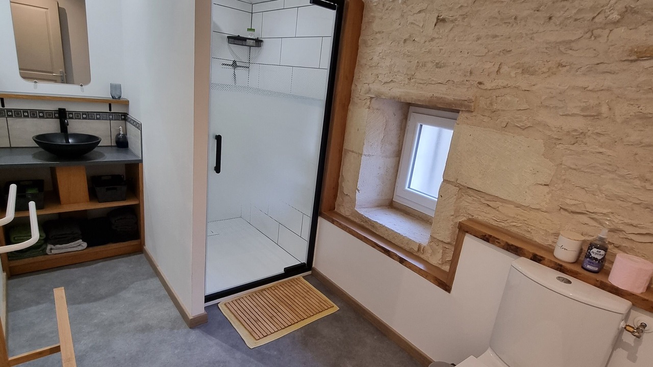 Photo of Bathroom in Mazeuil