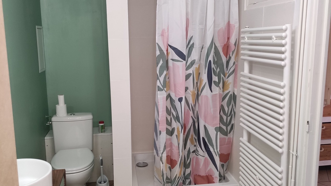 Photo of Bathroom in Poitiers