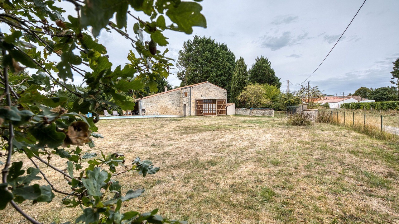 Photo of Outdoor in Champagnolles