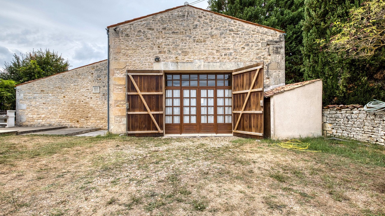 Photo of Outdoor in Champagnolles