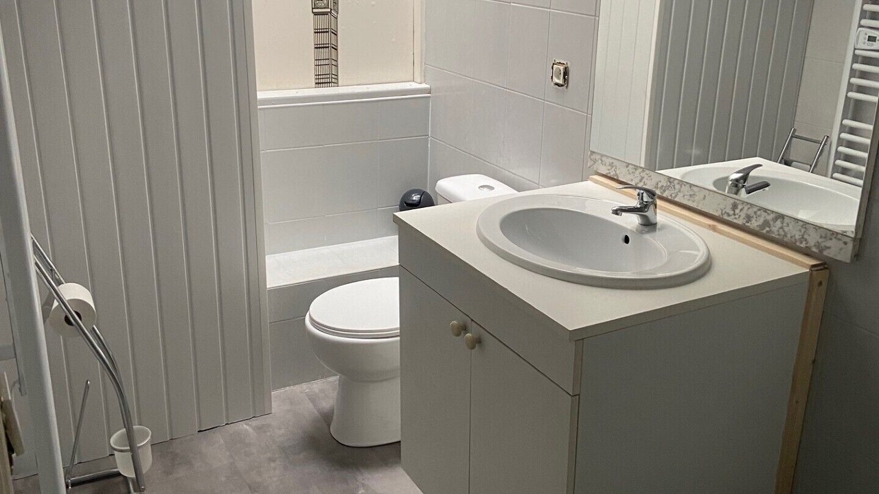 Photo of Bathroom in Tillou