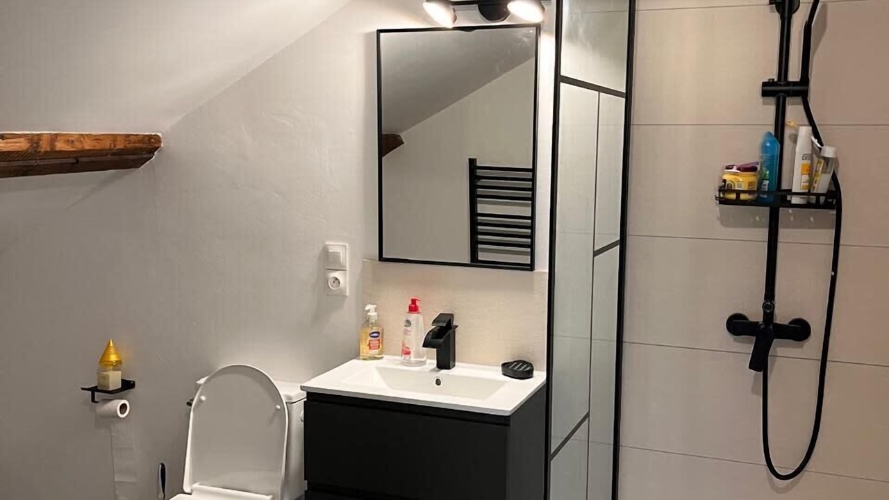 Photo of Bathroom in Crozant