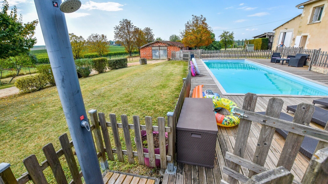 Photo of Outdoor in Gornac
