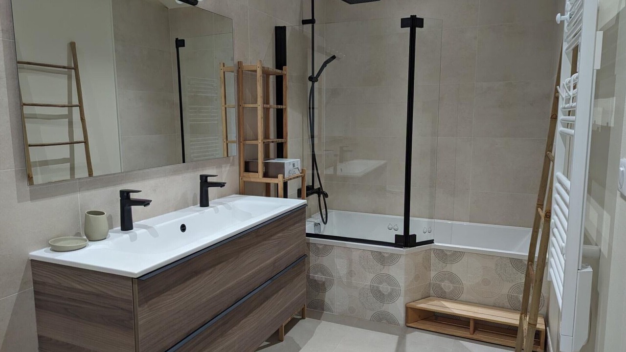 Photo of Bathroom in Pranzac