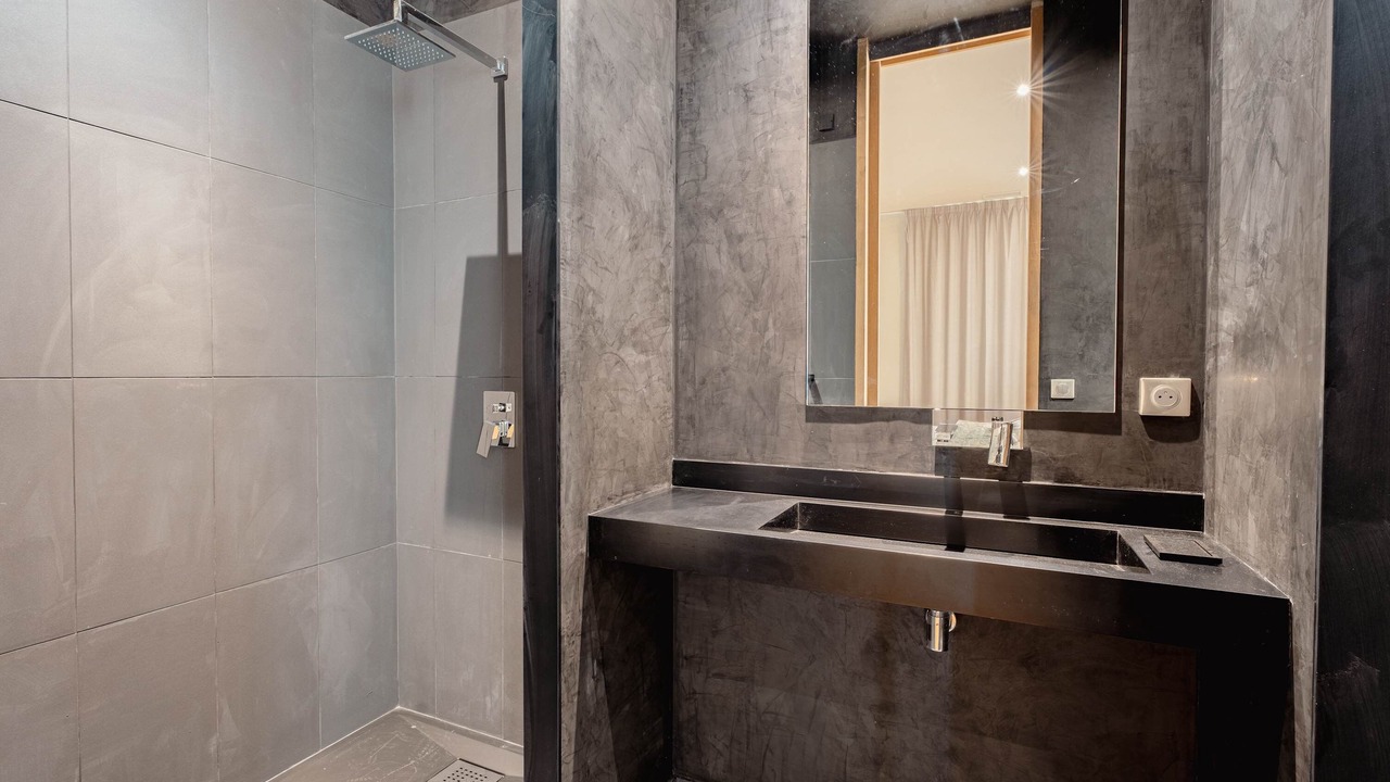 Photo of Bathroom in Carignan-de-Bordeaux