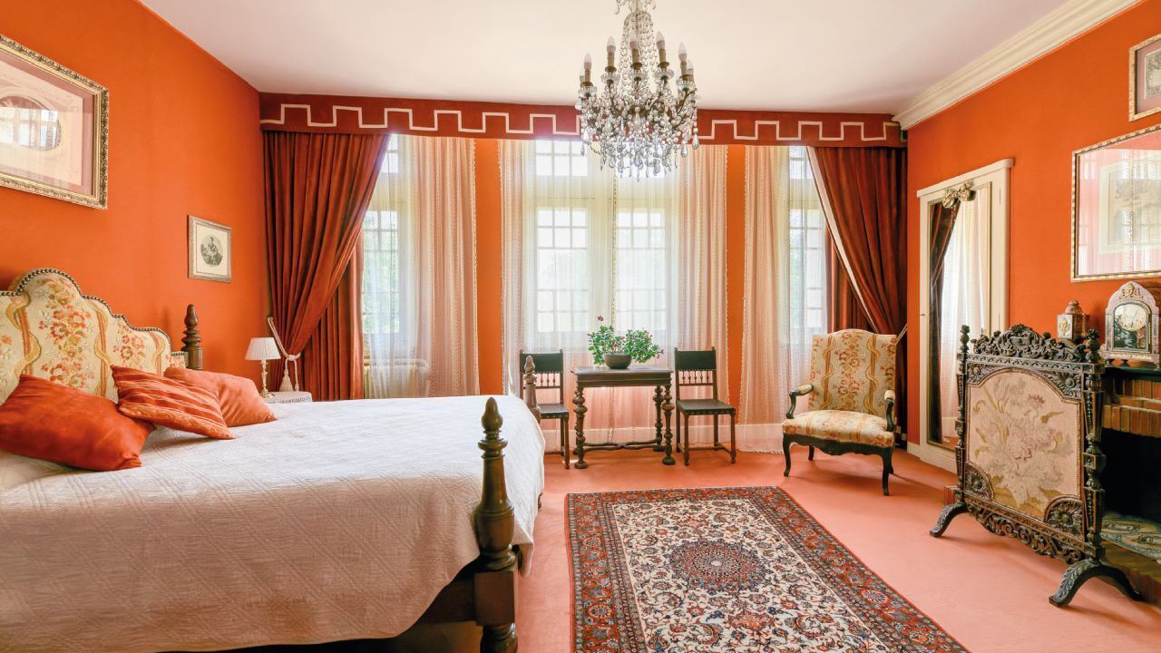 Photo of Bedroom in Lencloitre