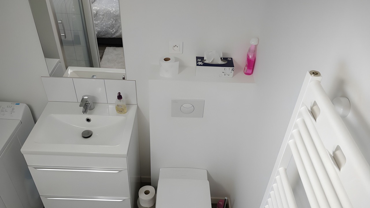 Photo of Bathroom in Croignon
