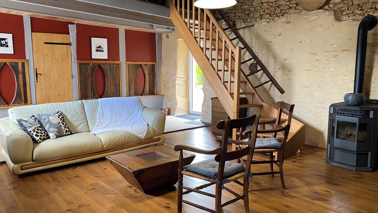 Photo of Livingroom in Saint-Avit-de-Vialard