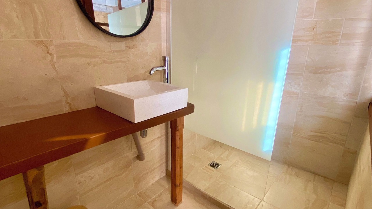 Photo of Bathroom in Saint-Avit-de-Vialard