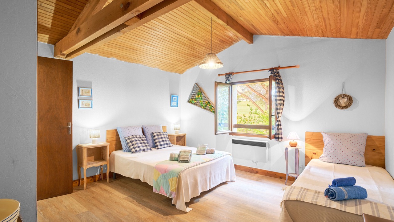 Photo of Bedroom in Saint-Laurent-la-Vallee