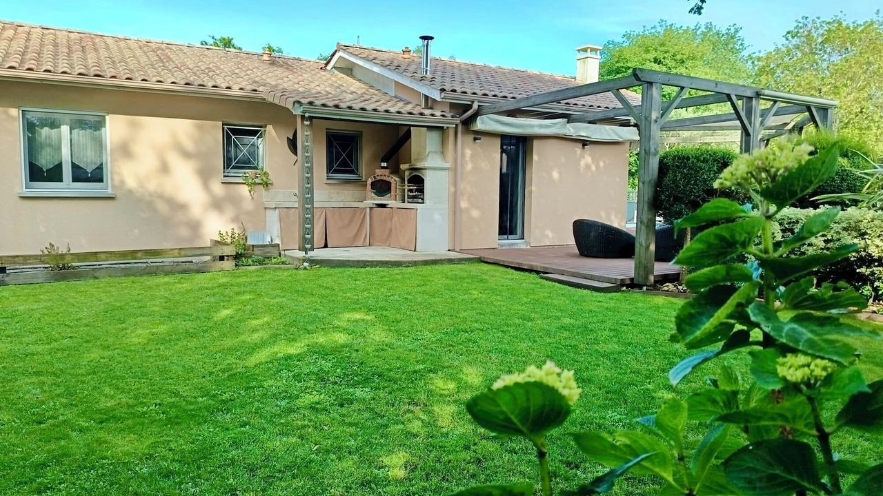Photo of Outdoor in Mios