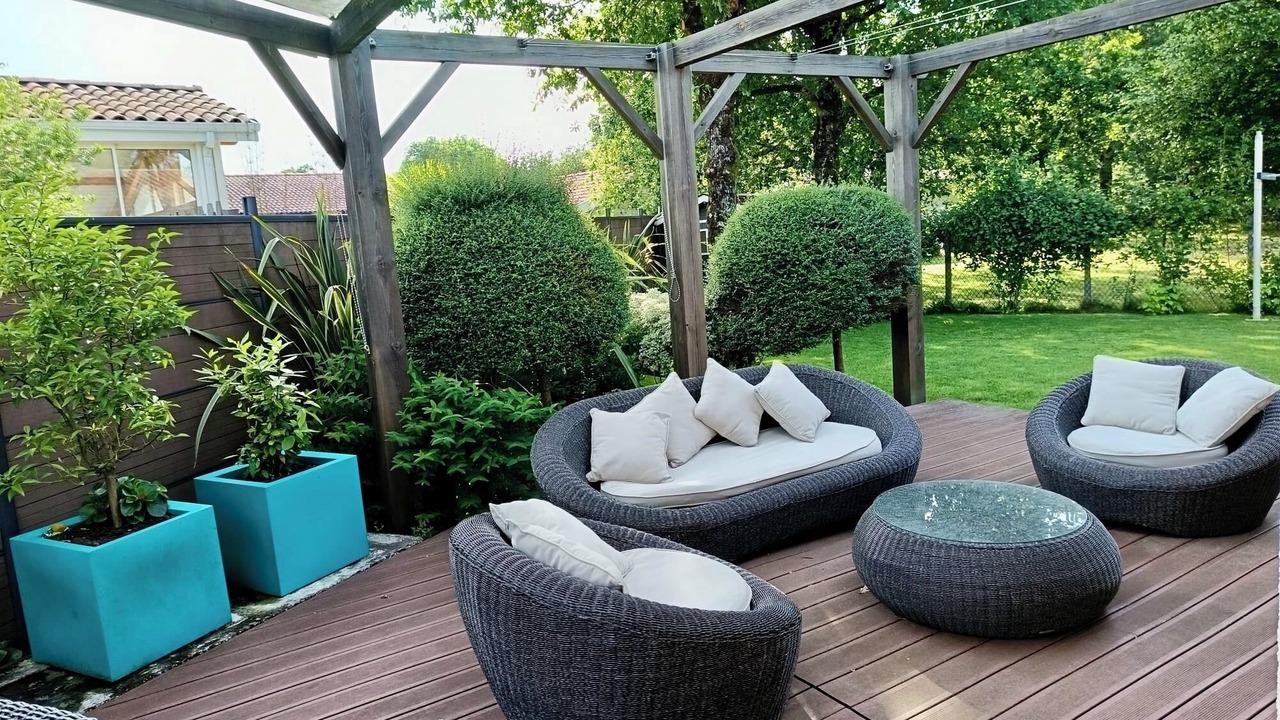 Photo of Patio Balcony in Mios