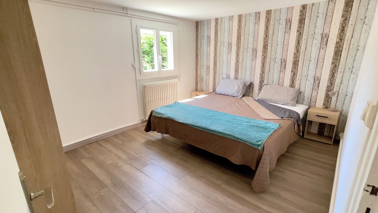 Photo of Bedroom in Coimeres