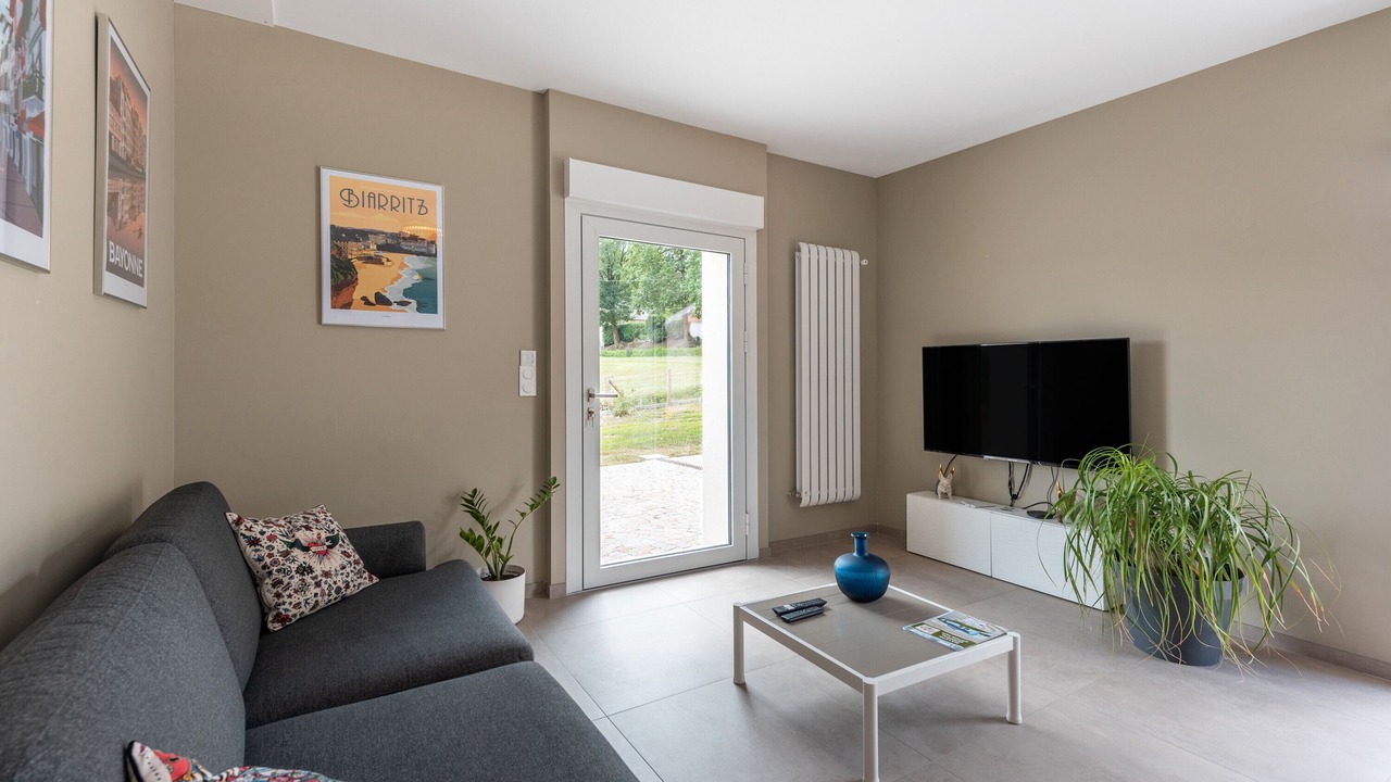 Photo of Livingroom in Ousse