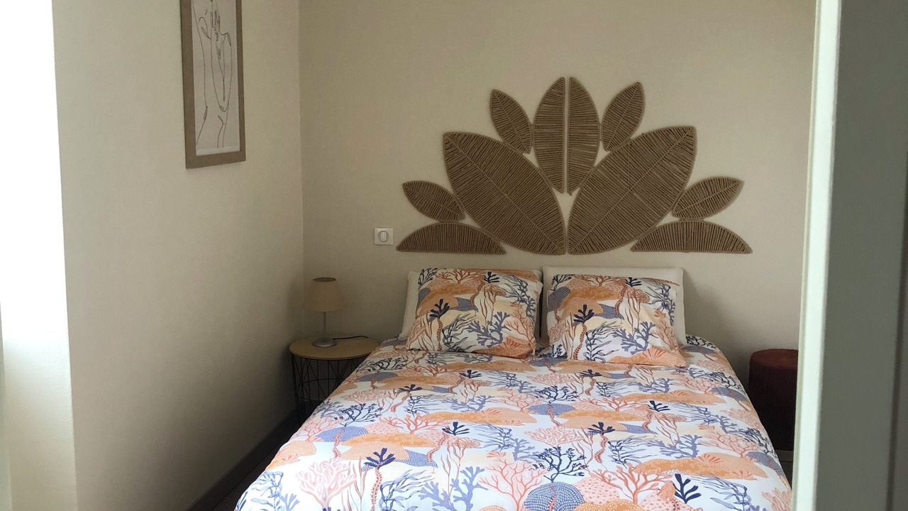 Photo of Bedroom in Boeil-Bezing