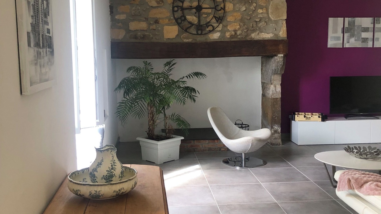 Photo of Livingroom in Boeil-Bezing