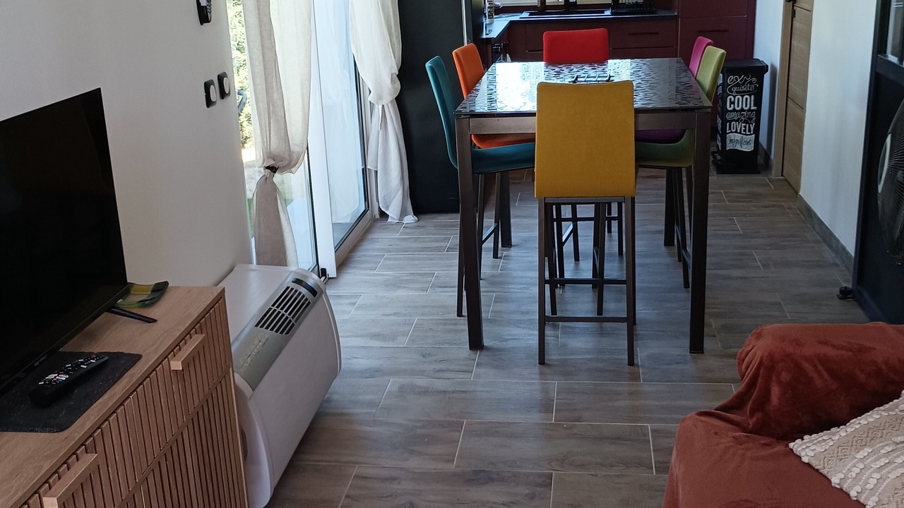 Photo of Livingroom in Forcalqueiret