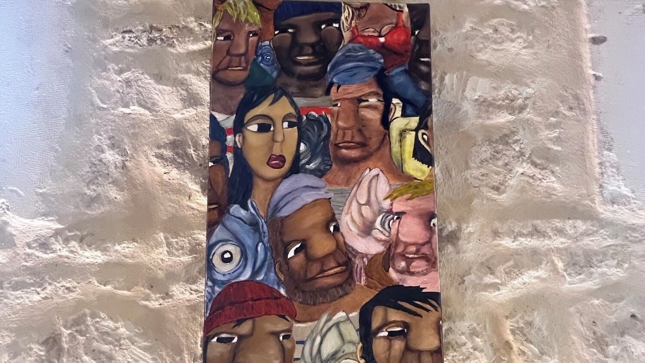Photo of Others in Domino