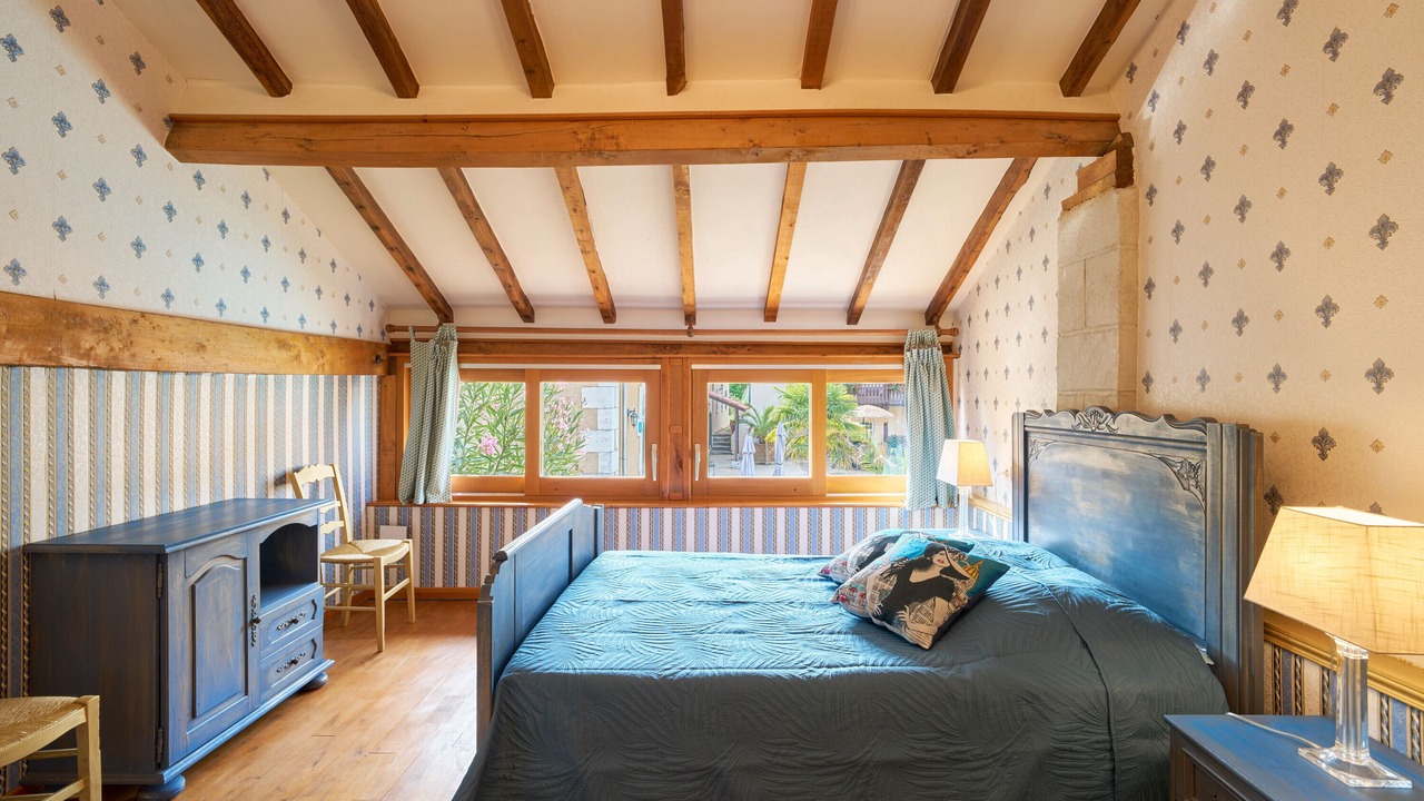 Photo of Bedroom in Saint-Sulpice-de-Roumagnac