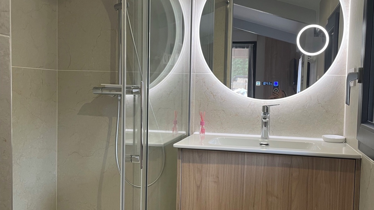 Photo of Bathroom in Lucbardez-et-Bargues