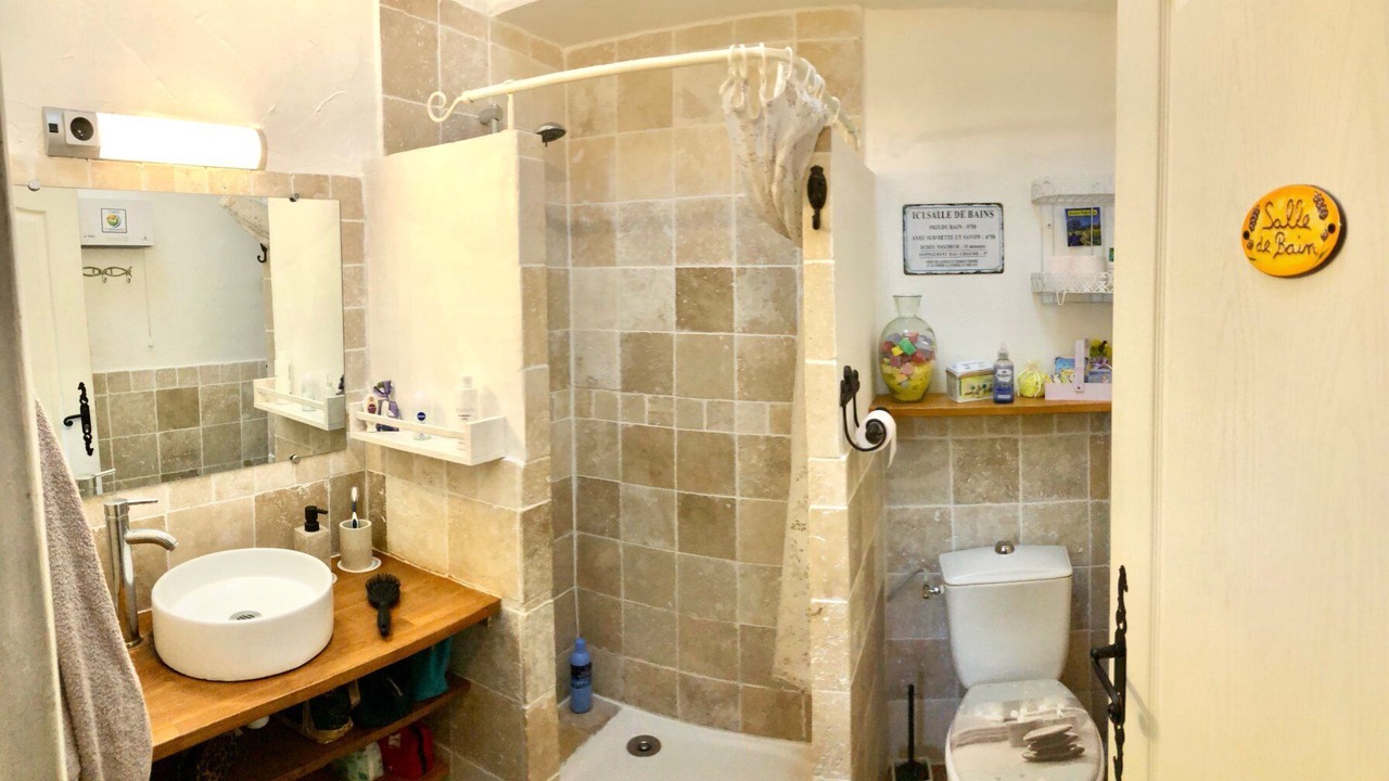Photo of Bathroom in Mirabel-aux-Baronnies