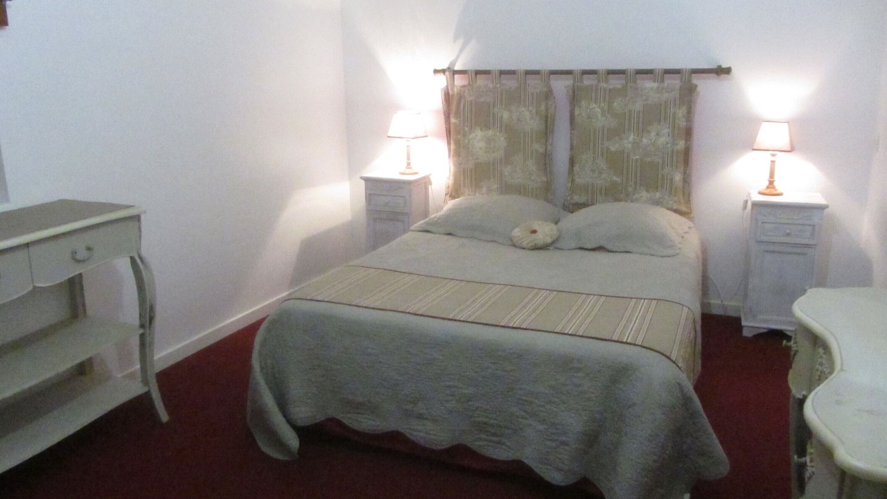 Photo of Bedroom in Mondion