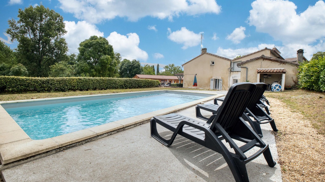 Photo of Outdoor in Saint-Germain-du-Salembre