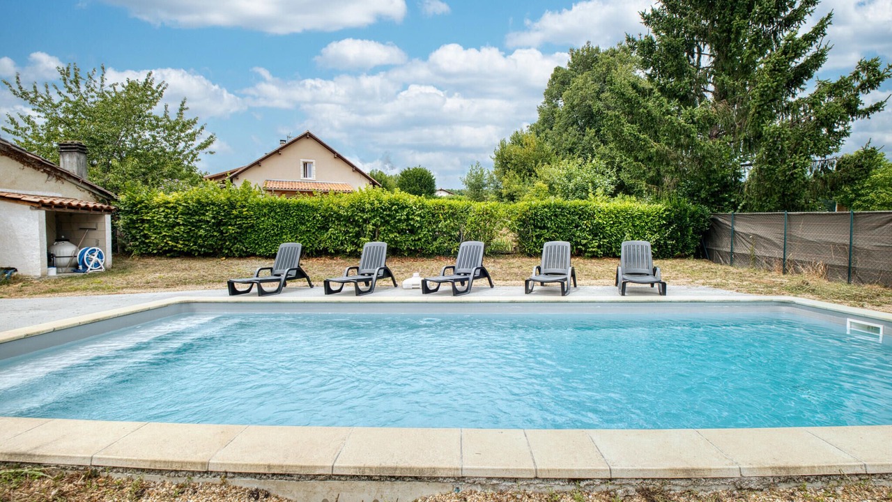 Photo of Outdoor in Saint-Germain-du-Salembre